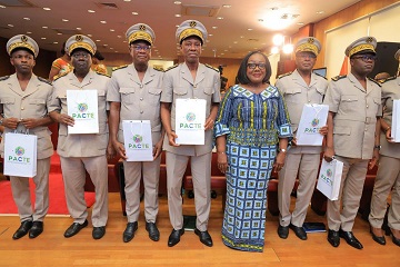 Côte d'Ivoire / Modernisation de l'administration : la ministre d'Etat Anne Ouloto lance le projet PACTE